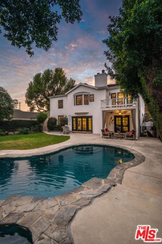 4668 Forman Ave, North Hollywood, CA 91602-1617