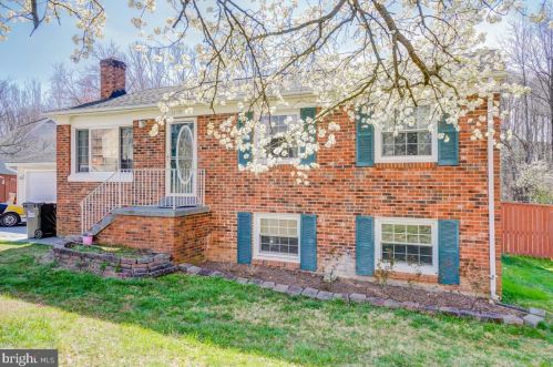 14100 Maverick Ct, Woodbridge, VA 22193-4413