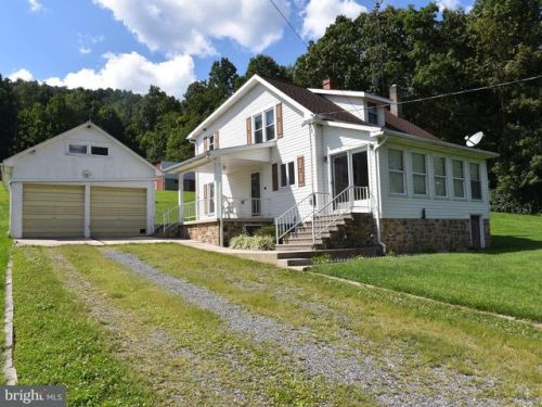 2737 Blacks Mountain Rd, Waterfall, PA 16689-7405