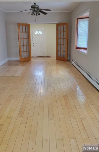 118 5th St, Ridgefield Park NJ  07660-1336 exterior