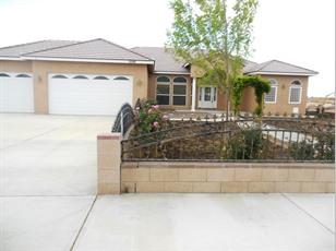 5588 Willow Ave, Tropico Village, CA 93560-6731