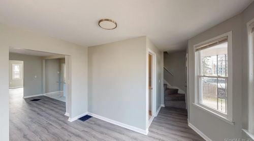 20 Ashworth St, Manchester CT  06040-5515 exterior
