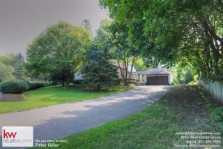 4383 Victoria St, Saint Paul, MN 55126-2239