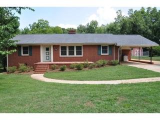 1716 Mebane St, Burlington, NC 27217-4268
