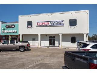 9037 Judge Perez Dr, Chalmette LA  70043-4514 exterior