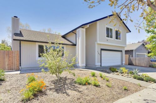 1105 Suffolk Dr, Santa Rosa, CA 95401-9160