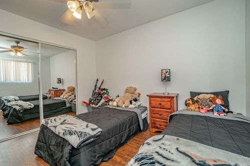 15155 Woodruff Pl, Bellflower CA  90706-4067 exterior