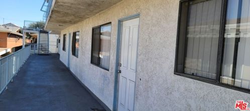 11716 Oxford Ave, Hawthorne, CA 90250-2579