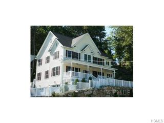 376 Bear Ridge Rd, Pleasantville NY  10570-1838 exterior