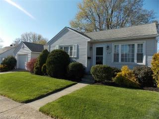 297 Hopocan Ave, Barb, OH 44203-3037