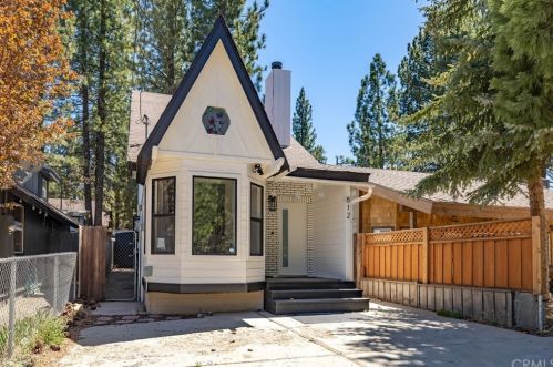 812 Country Club Blvd, Big Bear City, CA 92314-9058