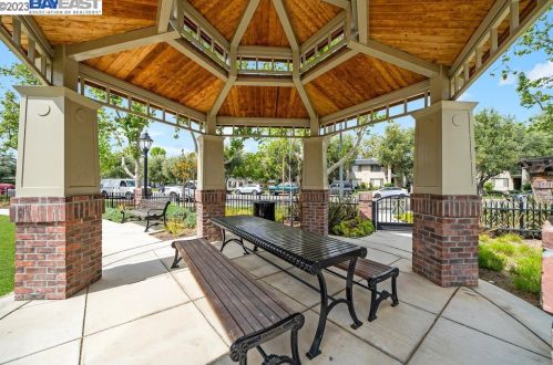 1728 Catalina Ct, Livermore CA  94550-6413 exterior
