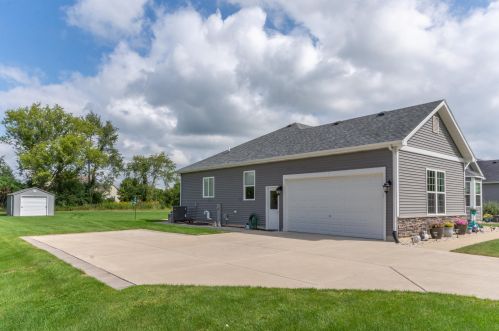 478 Ashley Dr, Williams Bay, WI 53191-9677