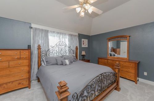 2112 Huron Cir, Denton TX  76210-2951 exterior