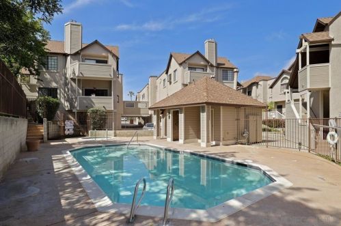 4639 Executive Dr, San Diego CA 92121-3047 exterior