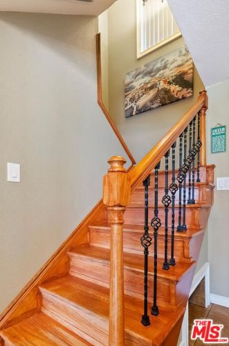 2216 Electra Ave, Simi Valley CA  93065-1720 exterior
