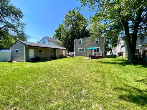 3658 89th St, Milwaukee, WI 53228-1534