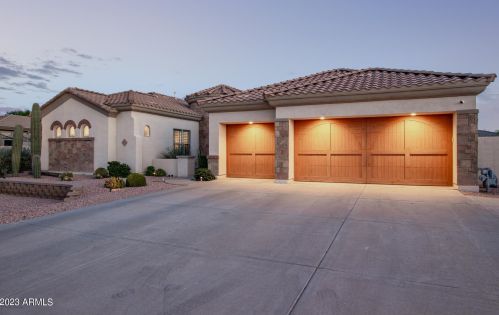 815 County Down Dr, Chandler, AZ 85249-3983