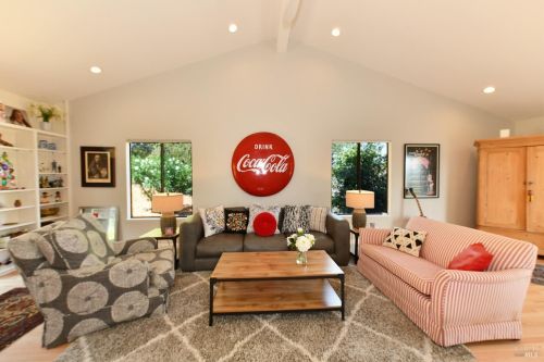 460 Hillsdale Dr, Santa Rosa CA  95409-6109 exterior