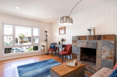 2380 108th Ave, Oakland CA  94603-4112 exterior