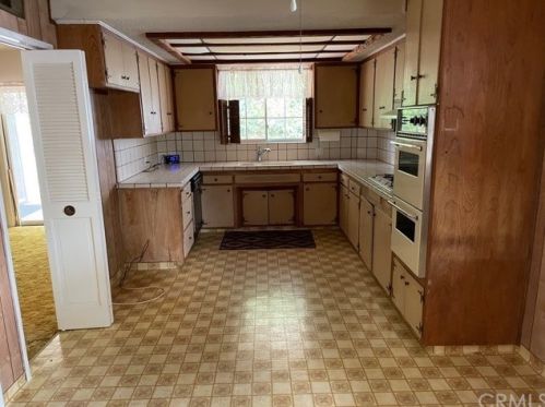 2220 Via Fernandez, Palos Verdes Estates, CA 90274-2041