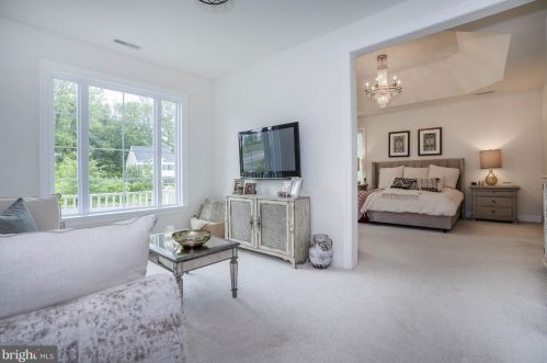 10 Pine Valley Ct, Glen Mills PA  19342-1823 exterior