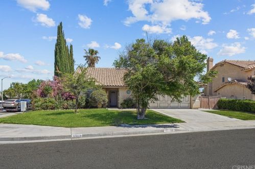 2553 Norberry St, Lancaster, CA 93536-6435