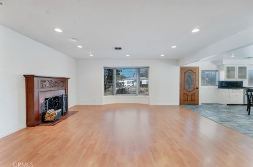 6229 Klump Ave, North Hollywood CA  91606-4213 exterior