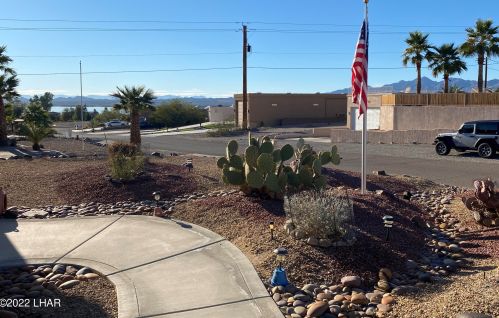 1800 Deer Run Dr, Lake Havasu City, AZ 86404-1837