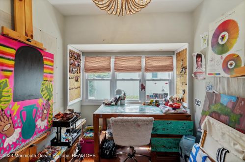 17 Grant Pl, Tinton Falls NJ  07701-2117 exterior