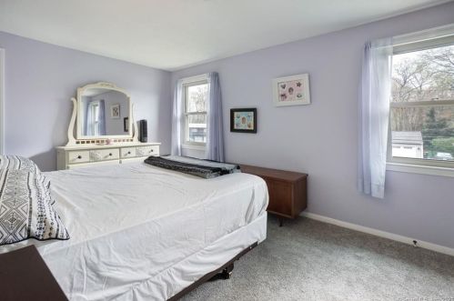 11 Timber Trl, Milford CT  06460-8616 exterior