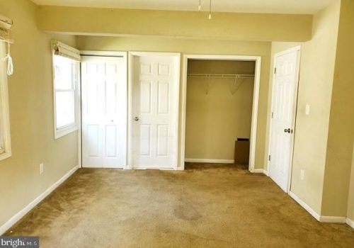 37 Holstone Ln, Willingboro NJ  08046-1817 exterior