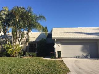 5340 Crestlake Blvd, Sarasota, FL 34233-3708