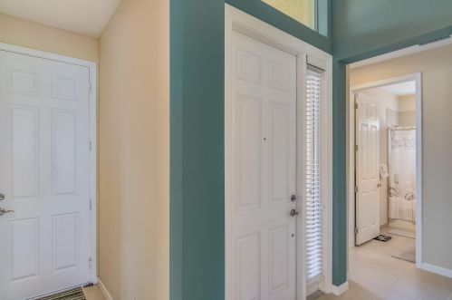 11964 Crestwood Cir, Port Saint Lucie FL  34987-2738 exterior