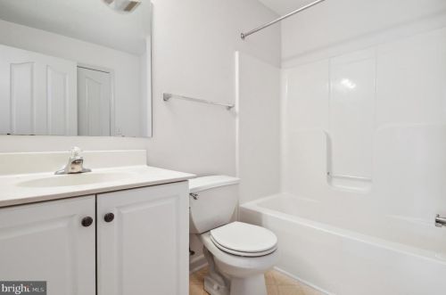 240 Gladstone Way, Bear DE  19701-3518 exterior