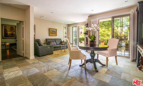 10639 Woodbridge St, North Hollywood, CA 91602-2779