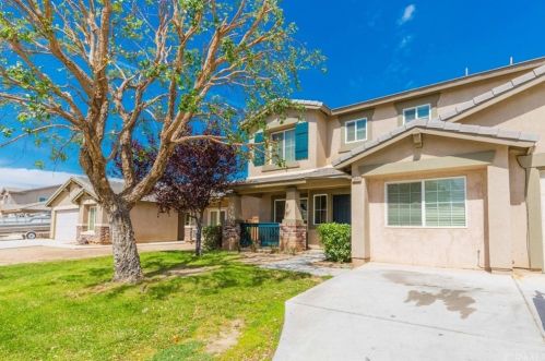 13645 Bedford Pl, Victorville, CA 92392-8924