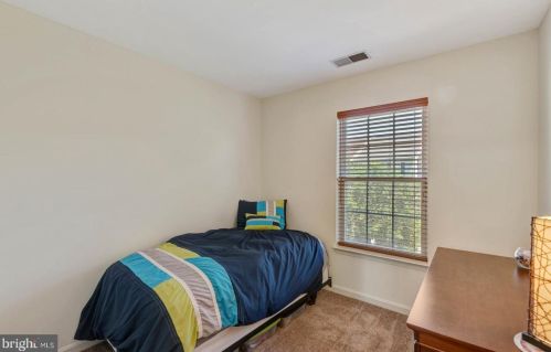 9240 Lorton Valley Rd, Lorton VA  22079-2912 exterior