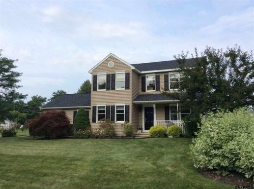 16 Rotterdam Dr, Bethlehem Center, NY 12077-3635