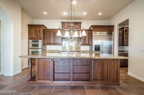 3437 Valerie Dr, Chandler AZ  85286-2371 exterior
