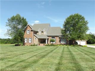 305 Hunters Landing Dr, Manchester, TN 37355-3463