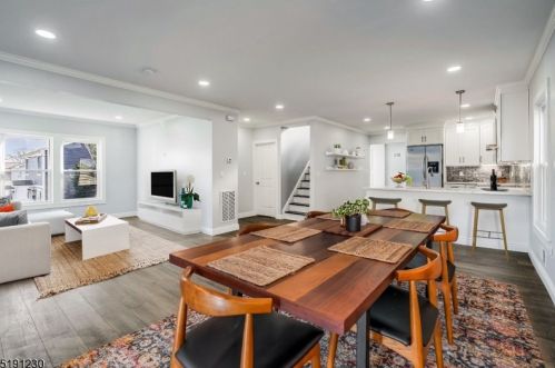 22 Ward Pl, Montclair NJ  07042-3106 exterior