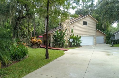 13959 Marine Dr, Orlando, FL 32832-6509