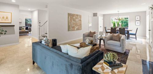 7607 Lake Dr, Milwaukee WI  53217-2909 exterior