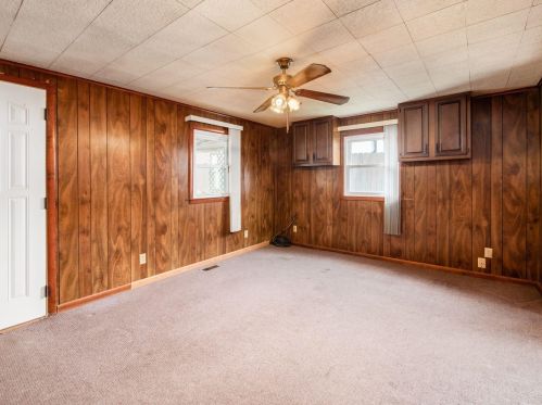 319 Whitehouse St, Crooksville OH  43731-1342 exterior