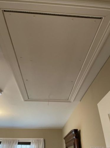 7 Grove St, Deep River CT  06417-1710 exterior