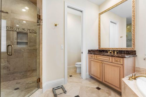 271 Royal Palm Way, Boca Raton FL 33432-7946 exterior