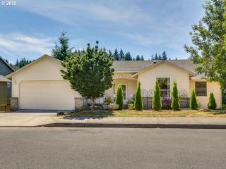 38248 Miller St, Sandy, OR 97055-6316