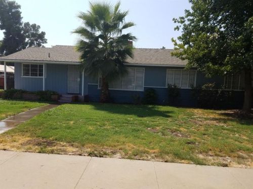 449 Cottage St, Porterville, CA 93257-2013
