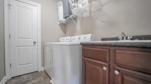 101 Muirfield Dr, Valpo IN  46385-6277 exterior